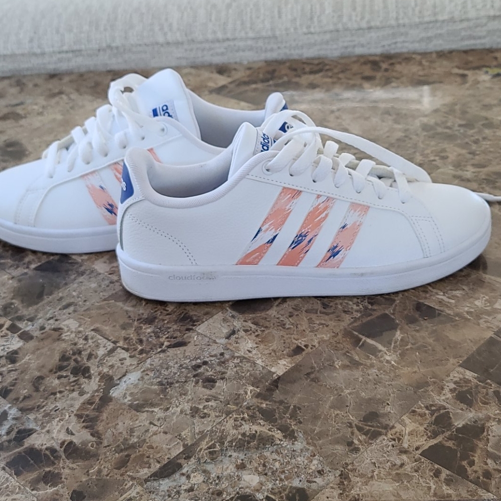 Adidas cloundfoam